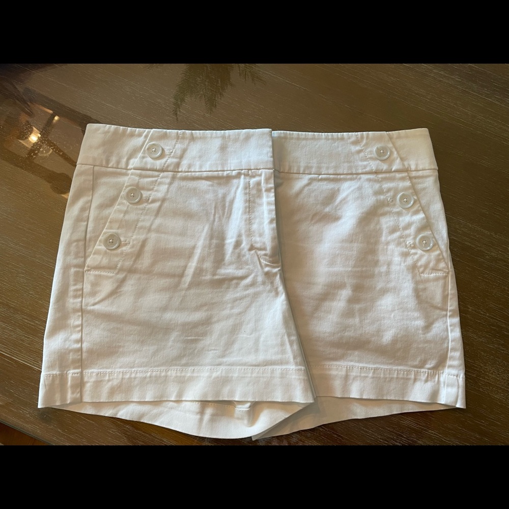 Loft Rivera short 6 like new